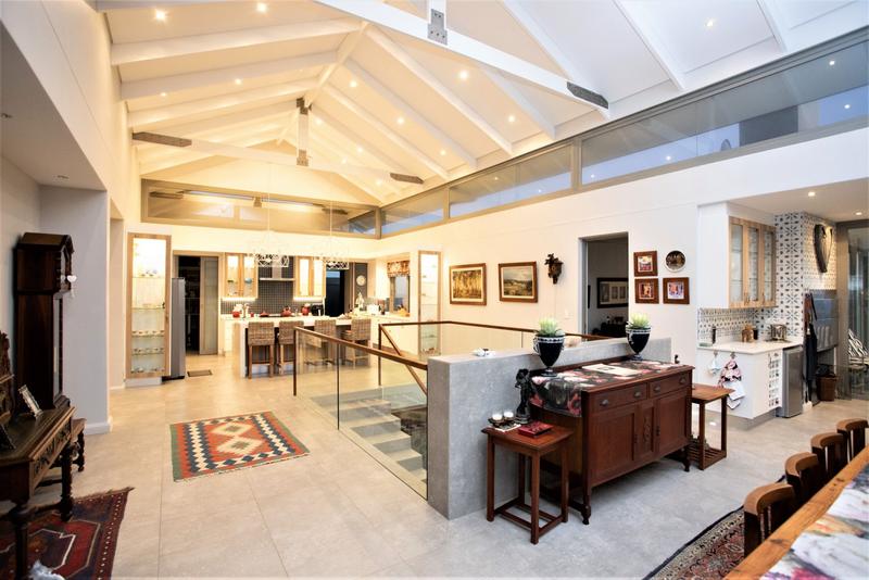 5 Bedroom Property for Sale in Pinnacle Point Golf Estate Western Cape